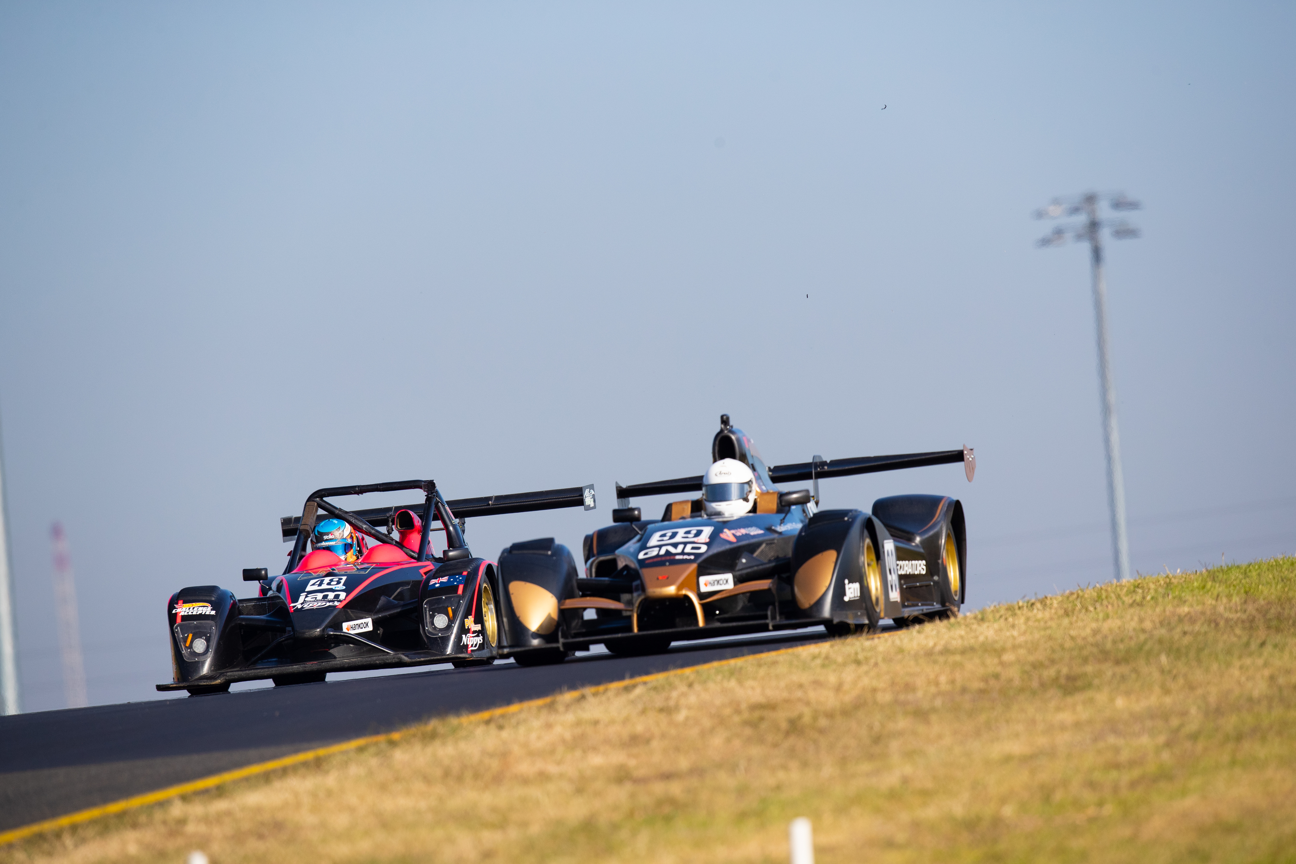 Makris, Purdie shine in Sydney practice